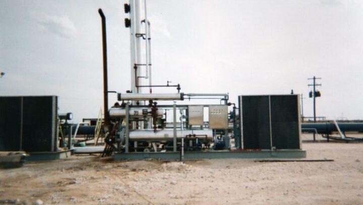 CO2 removal from natural gas